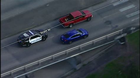 Driver uses police maneuver to force car off US 285